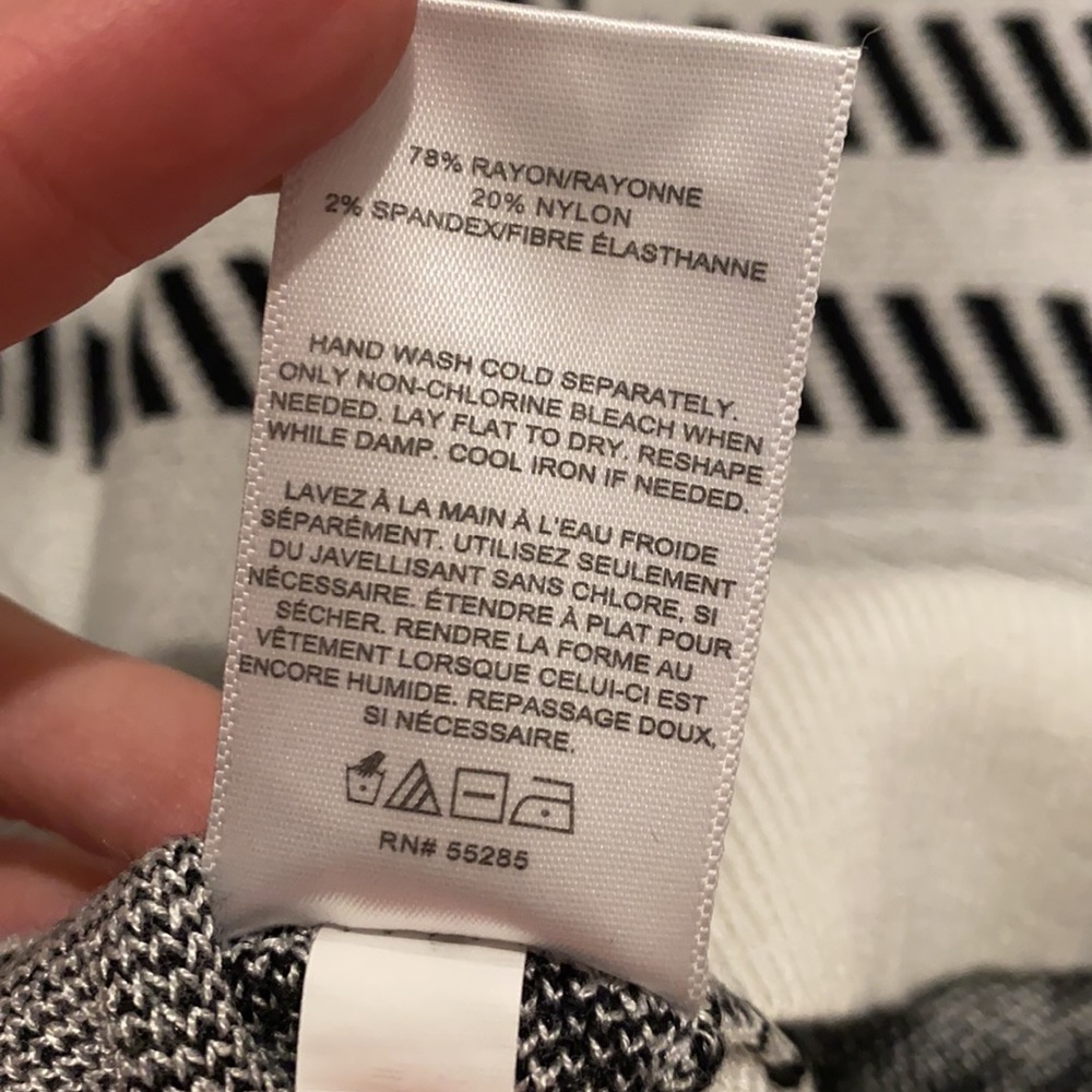 Express Sweater - Picture 5 of 5